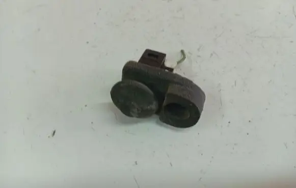 Nissan Note (E11) Front door sensor