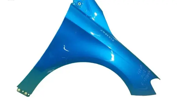 Mercedes-Benz B W246 W242 Fender PRZOD PRAWY