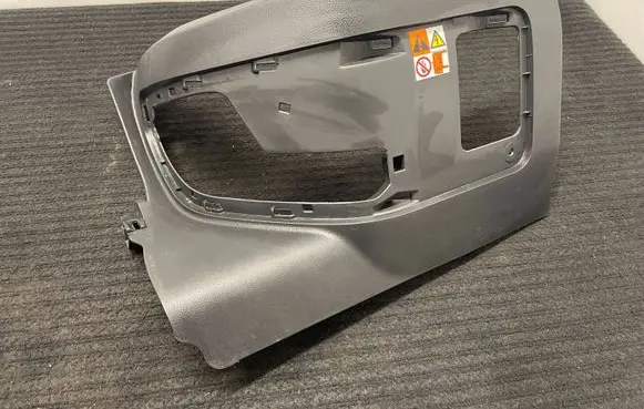 Toyota RAV 4 (XA50) Hybrid/electric vehicle battery tray 5846642010