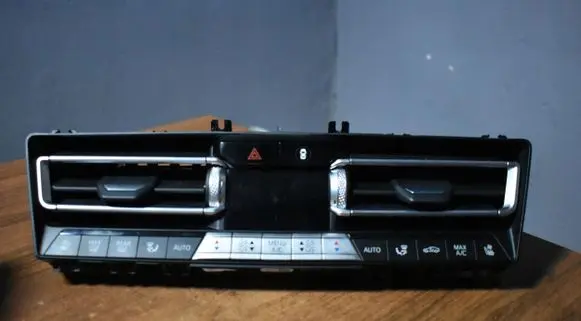 BMW 8 G16 Other switches/knobs/shifts 4a176a4