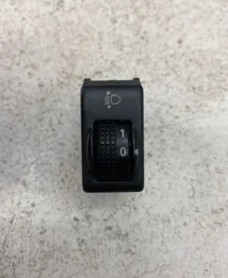 Nissan Pathfinder R51 Headlight level height control switch
