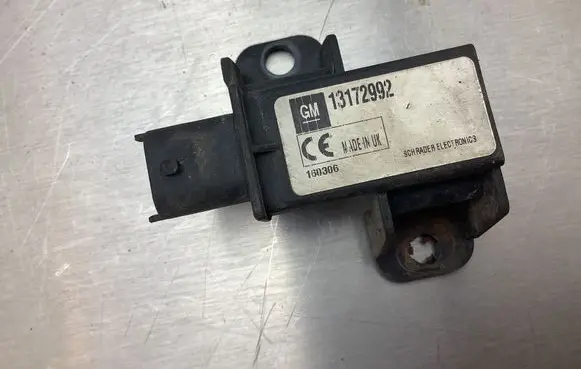 Opel Signum Tire pressure sensor 13172992 160306