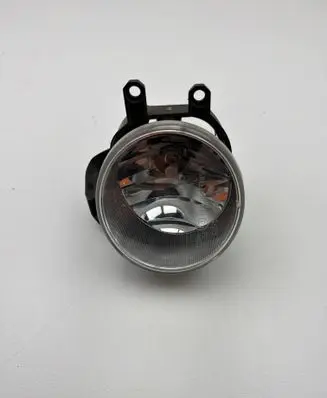 Toyota C-HR I Front fog light 8121002110