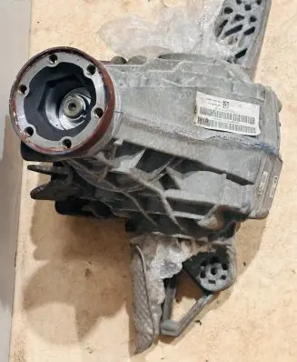 Porsche Macan (95B) Rear differential 95B525015M