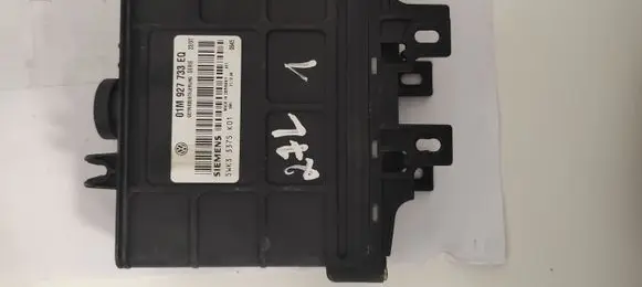 Skoda Octavia Mk1 (1U) Gearbox control unit/module 01M927733EQ