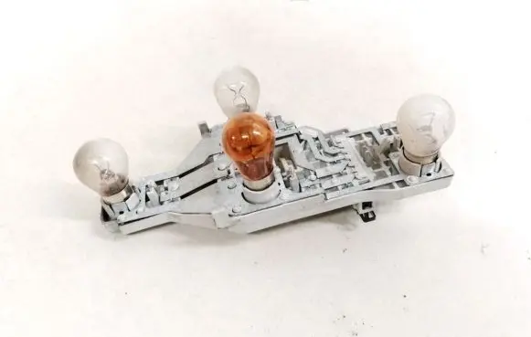 Skoda Octavia Mk2 (1Z) Tail light bulb cover holder 1Z9945257