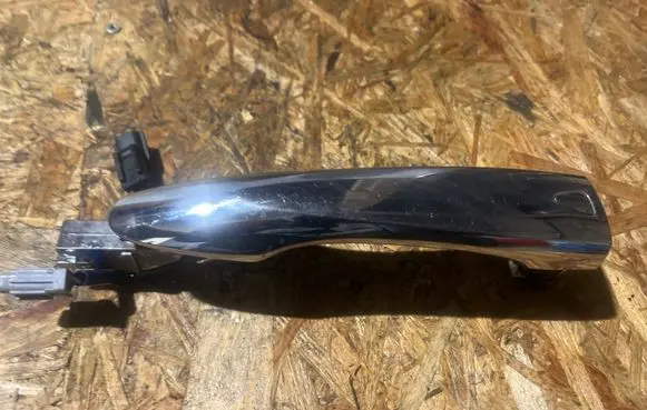 Nissan Navara D23 Front door exterior handle
