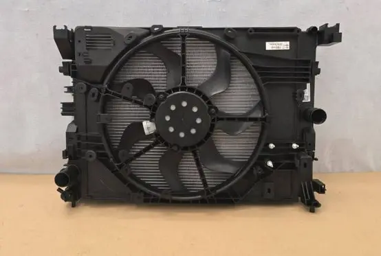 Renault Arkana Radiator set 214810845R 1807221051