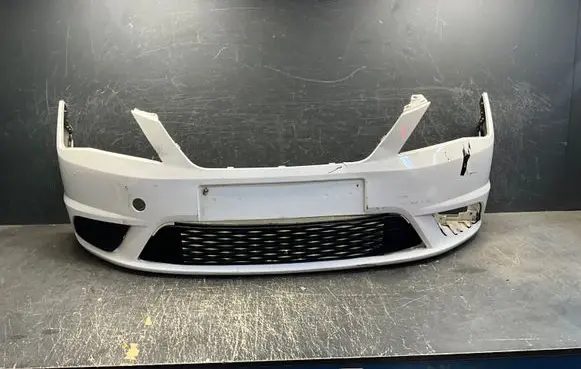 Seat Toledo IV (NH) Front bumper 6JA807221 6JA853677
