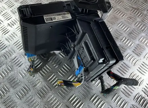 Volvo XC90 Fuse module 30786476