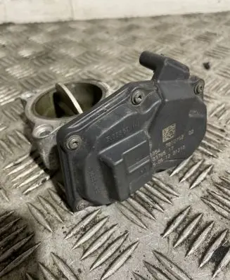BMW 1 F20 F21 Engine shut-off valve 10378517 7810752