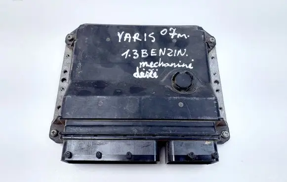 Toyota Yaris Engine control unit/module 896610D310 MB2751002494