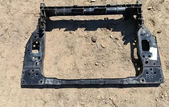Jeep Renegade Radiator support slam panel 51961630