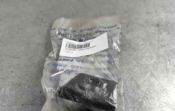 Volvo XC60 Front parking sensor holder (PDC) 31353353