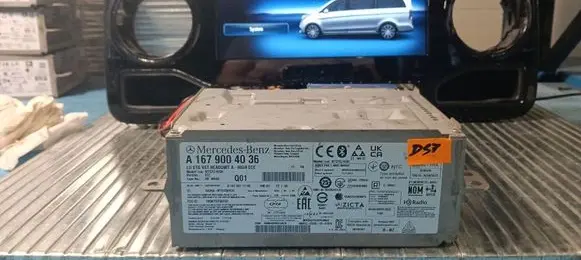 Mercedes-Benz GLE W167 Radio/CD/DVD/GPS head unit A1679004036
