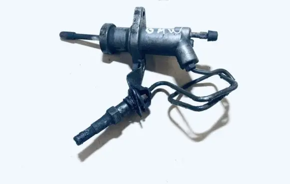 BMW 3 E46 Clutch master cylinder FTE6740