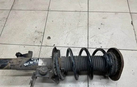 Volvo V60 Front shock absorber with coil spring