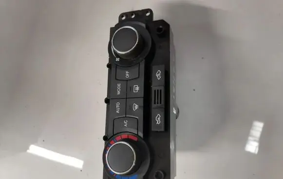 Chevrolet Epica Climate control unit 96637897
