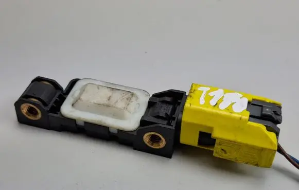 Volkswagen Phaeton Airbag deployment crash/impact sensor 8E0959643D 0232F2DFF4D 204445