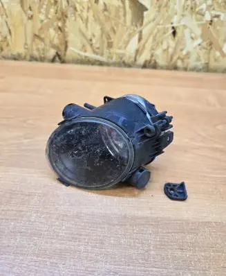 Volvo V70 Front fog light 31213102