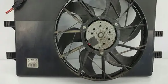 Mercedes-Benz Vaneo W414 Electric radiator cooling fan 1685000593