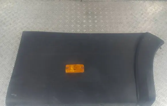 Rear fender molding trim