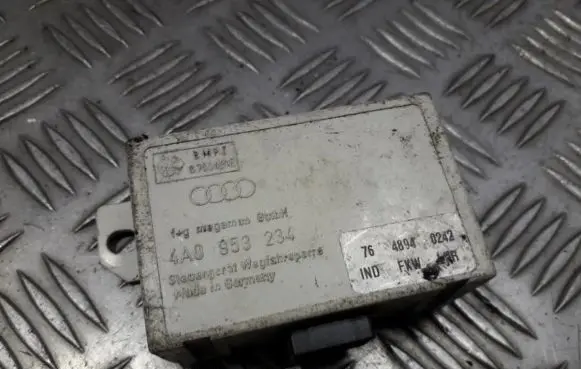 Audi A4 S4 B5 8D Immobilizer control unit/module 4a0953234