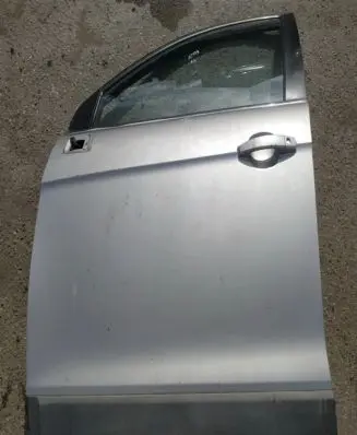 Chevrolet Captiva Front door pilkos