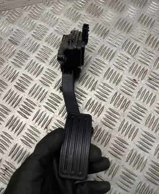 Nissan Murano Z51 Accelerator throttle pedal 6PV00977200 180021AA0B