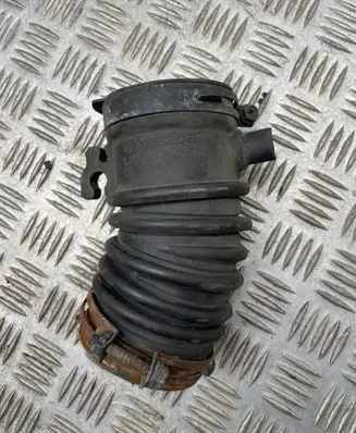 Mazda 6 Air intake hose/pipe l83713221