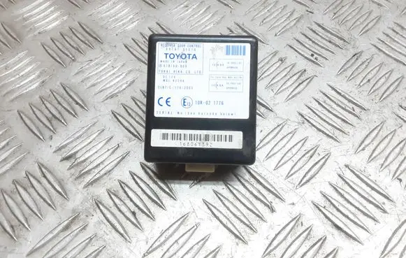 Toyota Corolla Verso E121 Door control unit/module 897410F010