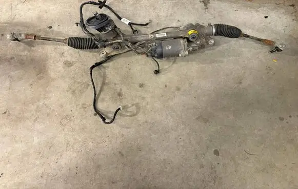 Volkswagen Golf VIII Steering rack 5WB423051AH