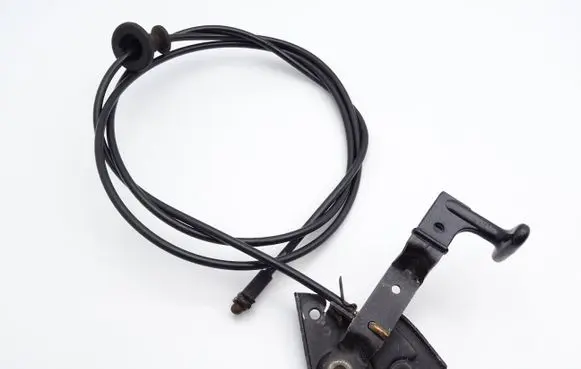 Audi A4 S4 B5 8D Engine bonnet/hood lock release cable 