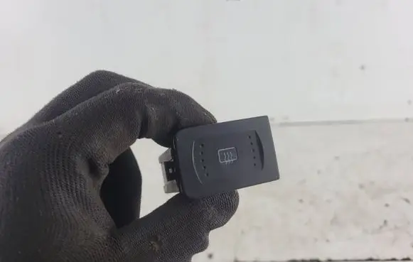 Volkswagen Golf IV Windscreen/window heater switch 1J0953235B 1J0953235A 1J0959621B