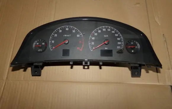 Opel Vectra C Speedometer (instrument cluster) 09180273wb