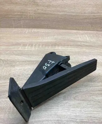 BMW 3 F30 F35 F31 Accelerator throttle pedal 6853175