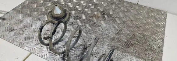 Mercedes-Benz A W176 Rear coil spring