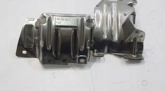 Volkswagen T-Roc Heat shield in engine bay 06K129596C
