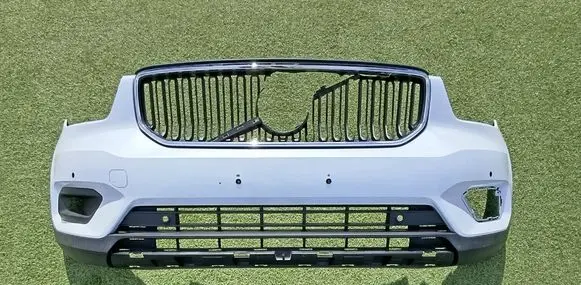Volvo XC40 Front bumper FA4555993 1F0500707