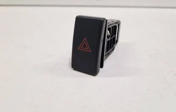 Toyota Avensis T250 Hazard light switch R157963 TR9503