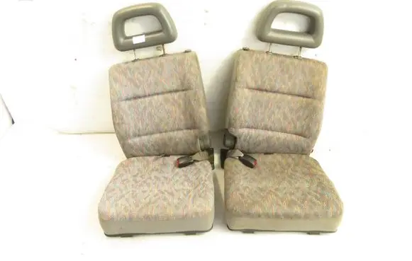 Suzuki Jimny Second row seats 