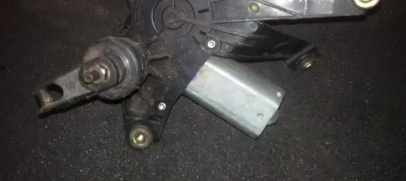 Honda Civic Rear window wiper motor