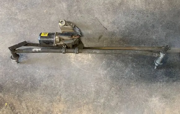 Renault Master II Front wiper linkage and motor 53557202