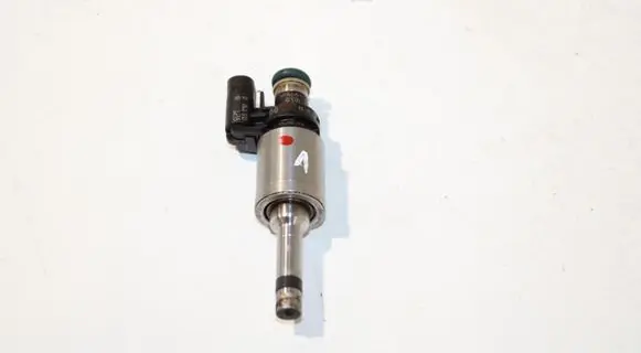 Ford Focus Fuel injector CM5G9F593FA