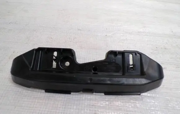 Ford Mondeo MK V Front bumper mounting bracket DS73F025B33AH