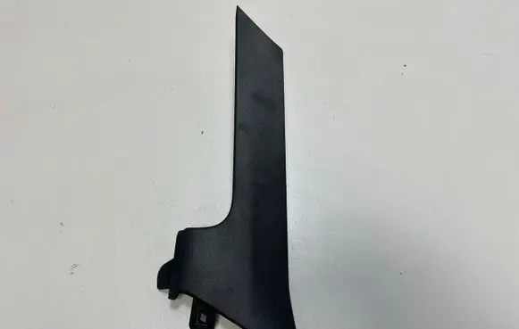 BMW i4 (C) pillar trim 8096439 7490365