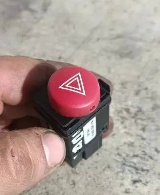 Seat Ibiza III (6L) Hazard light switch 6L1953235A 16505