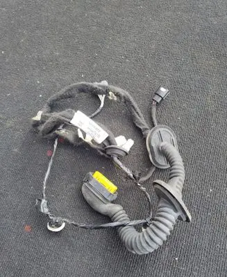Renault Captur Rear door wiring loom 241268741R