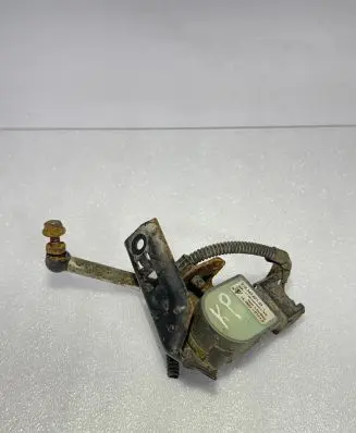 Headlight/headlamp level sensor