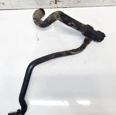 Volkswagen PASSAT B5 Engine coolant pipe/hose